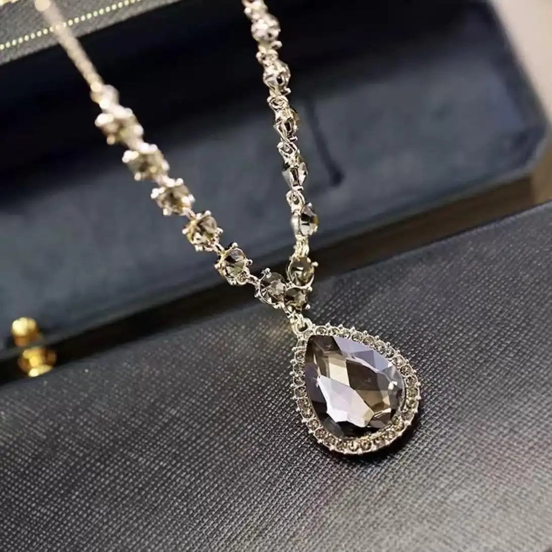 Teardrop Long Pendant Necklace
