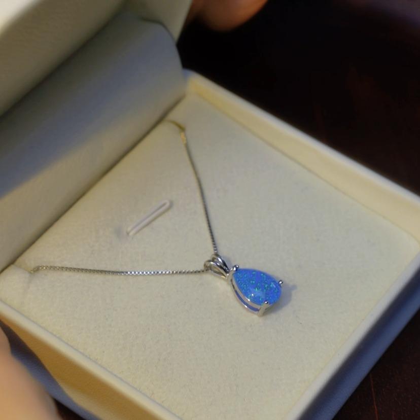 Teardrop Necklace