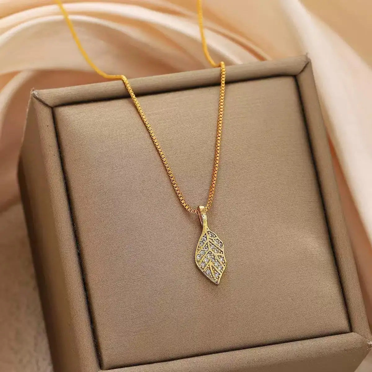 Textured Gold Leaf Pendant Necklace