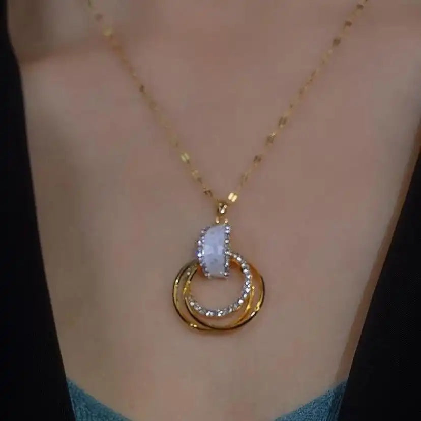 Three- Crystal Ring