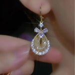 Three-Leaf Teardrop Drop Earrings