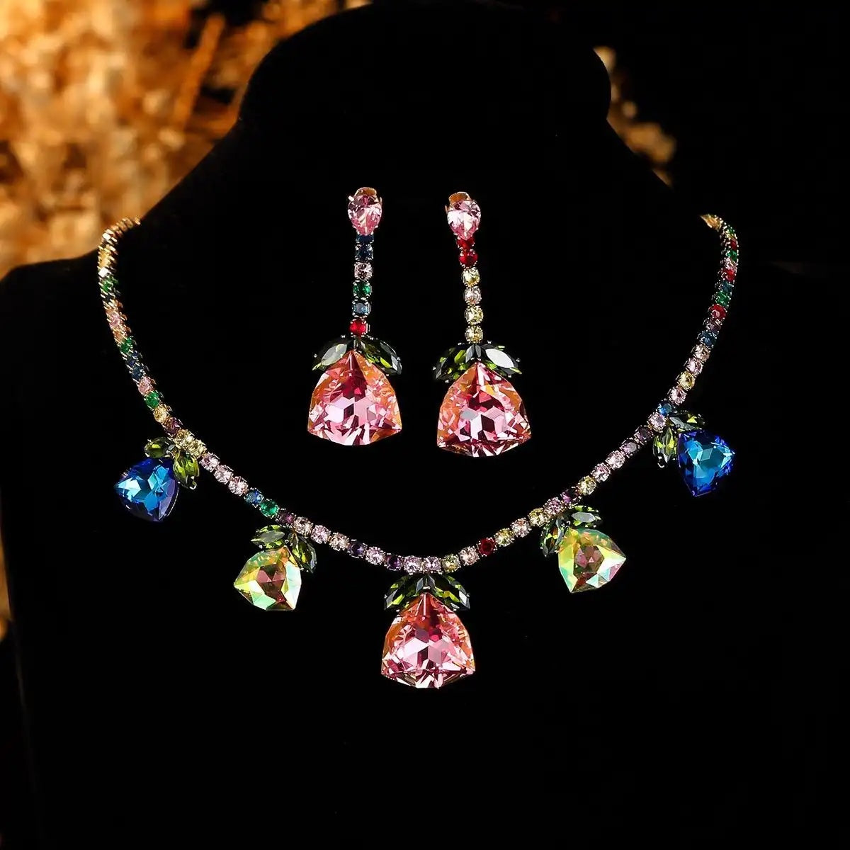 Trend Crystal Pink Tulip Collar Necklace