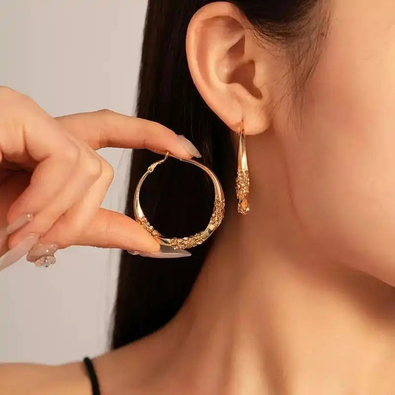 Twisted Chunky Round Minimalist Hoop Earrings