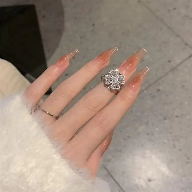 Two Colors Rotatable Flower Open Ring