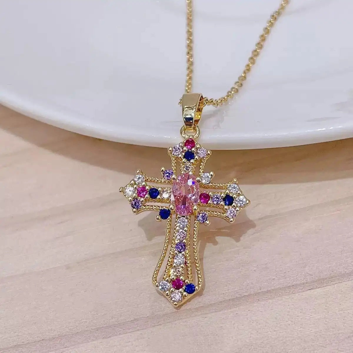 Vintage Cross Creative Commemorative Gift Pendant Necklace