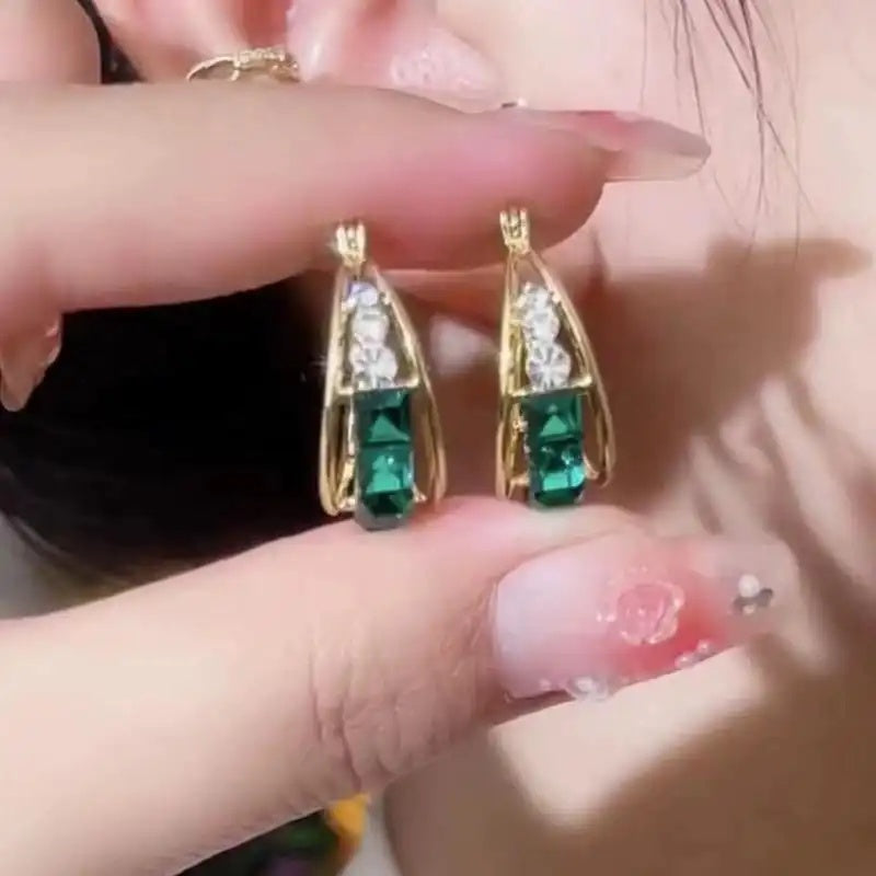 Vintage Emerald Circle Office Geometric Stud Earrings