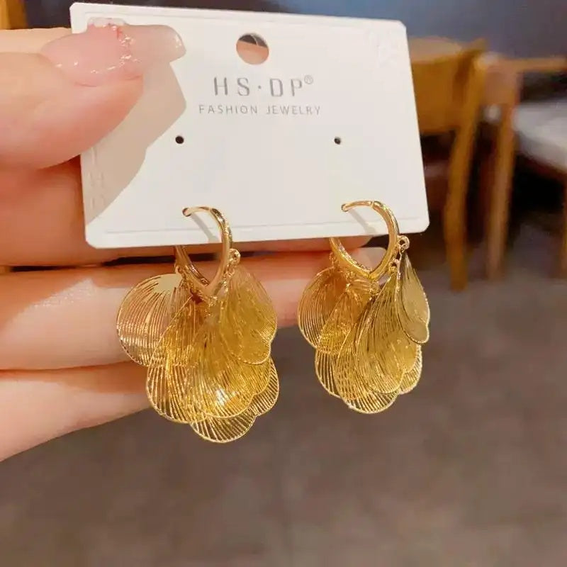 Vintage Ginkgo Leaf Gold-Tone Alloy Drop Earrings