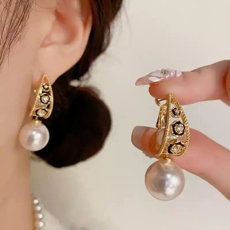 Vintage Pearl Double-Wear Hoop Earrings