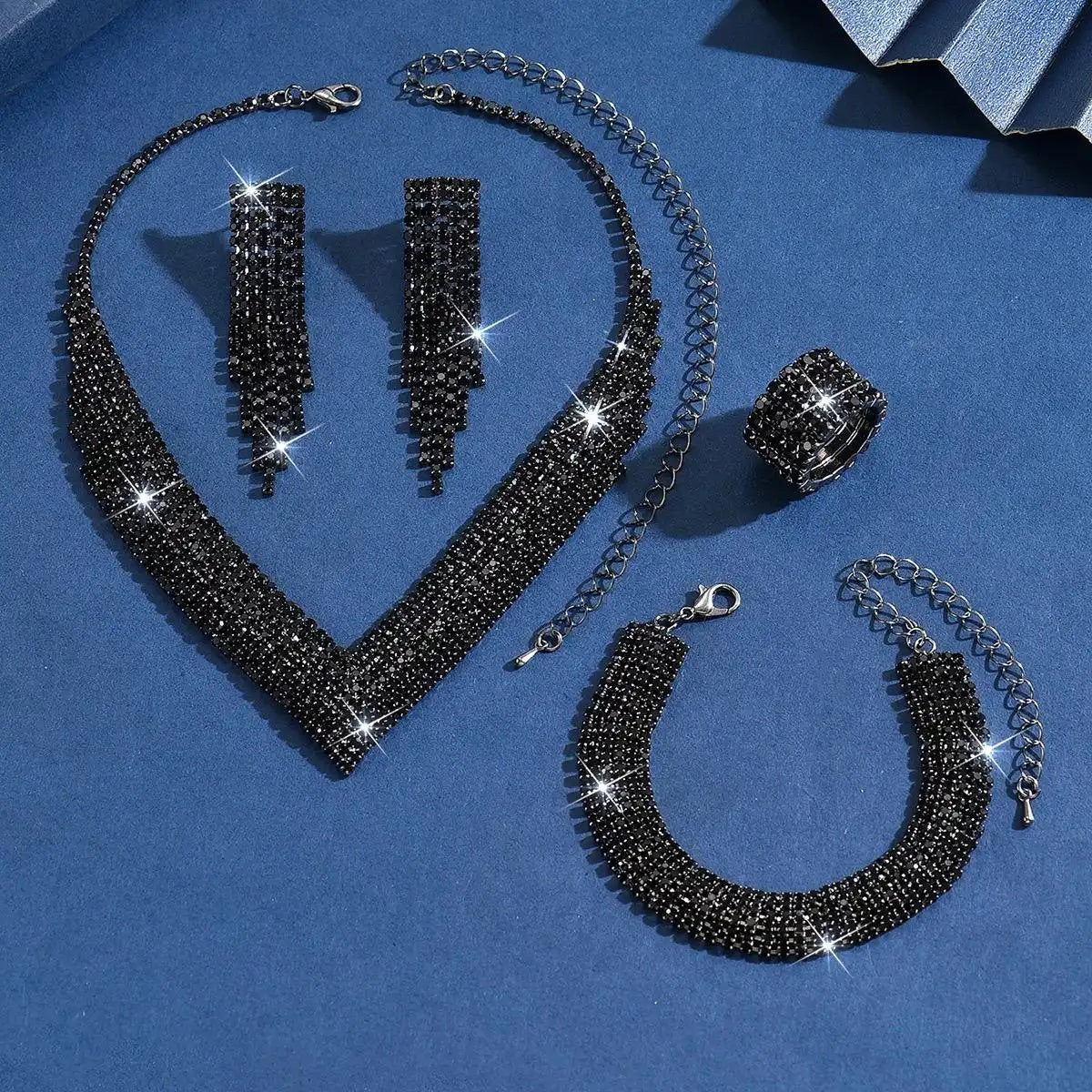 Western- 4- Crystal-Studded Claw-Chain Tassel Jewelry Set