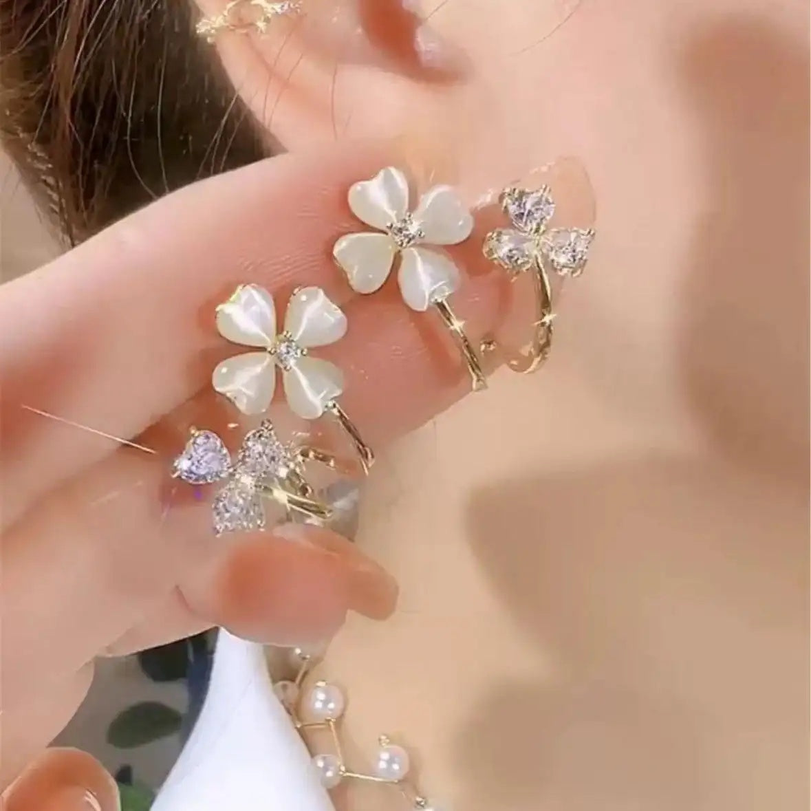 White Floral Cluster Stud Earrings